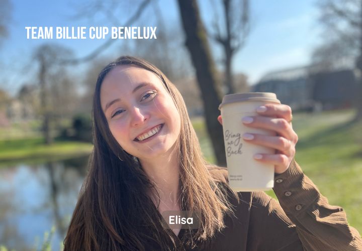 Fille qui sourit avec Billie Cup_nature